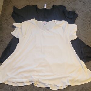 LuLaRoe Short Sleeve Scoop Neck Top in White & One In Black Black Is 3x White 2x